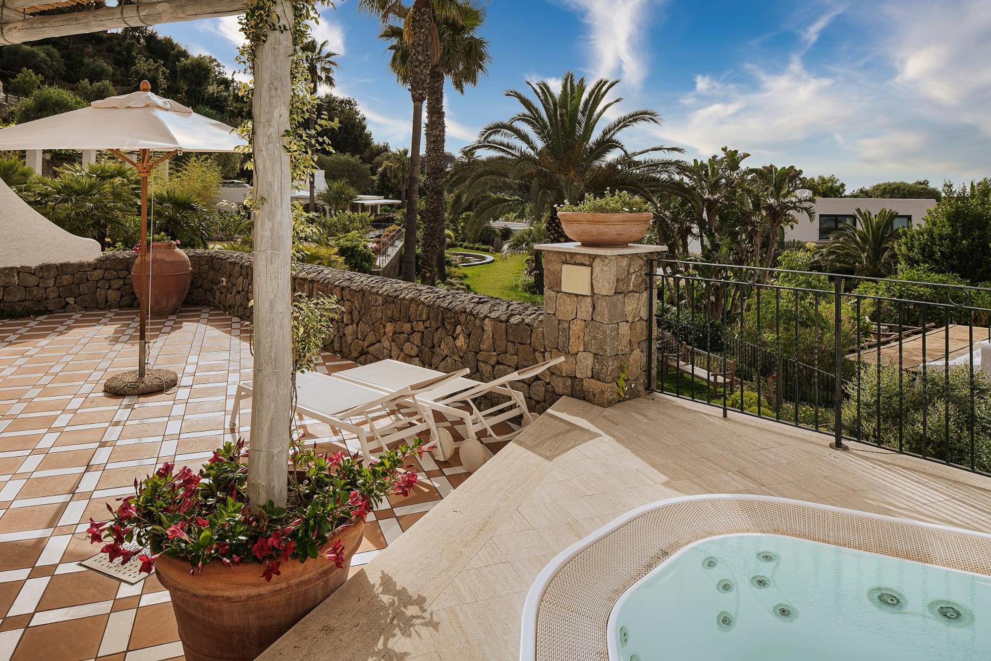 Master Terrace Jacuzzi