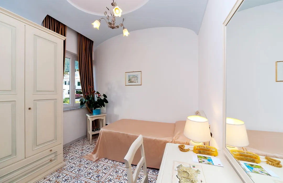 Hotel Villa Svizzera Terme-1